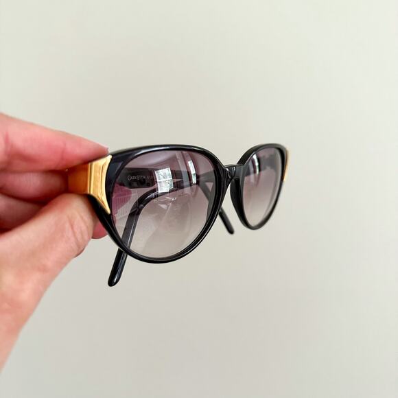 Vintage Claudio La Viola Italian Round Sunglasses Black Gold